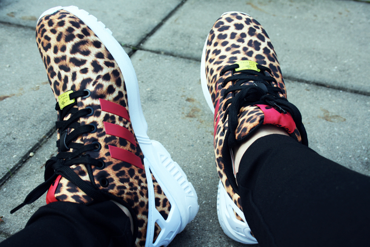 Adidas flux leopard running shoes 